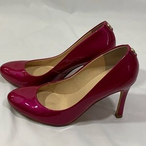 Ivanka Trump pumps!